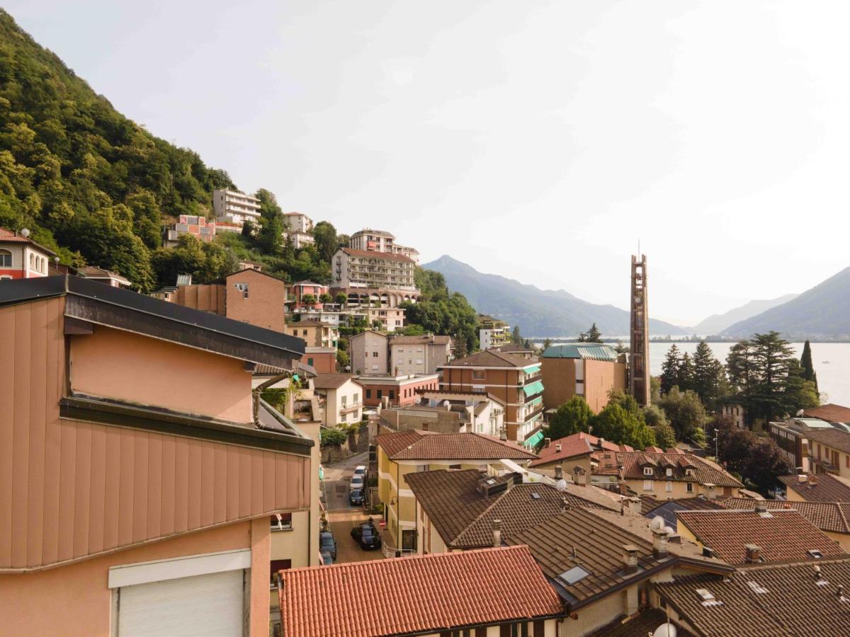 شقة Casa Madlen - Bright Attic With Marvelous View Campione dʼItalia المظهر الخارجي الصورة